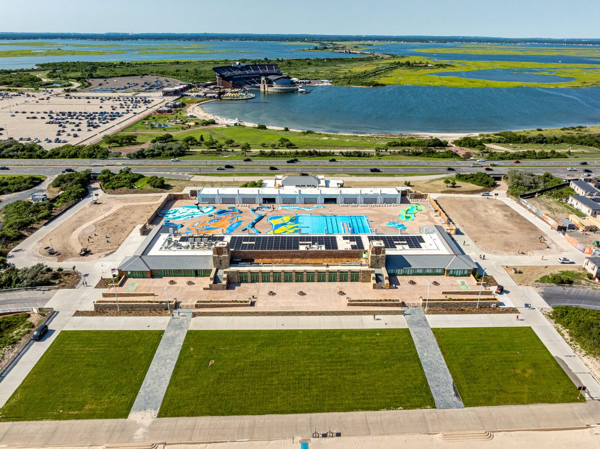 Jones Beach East Bathhouse